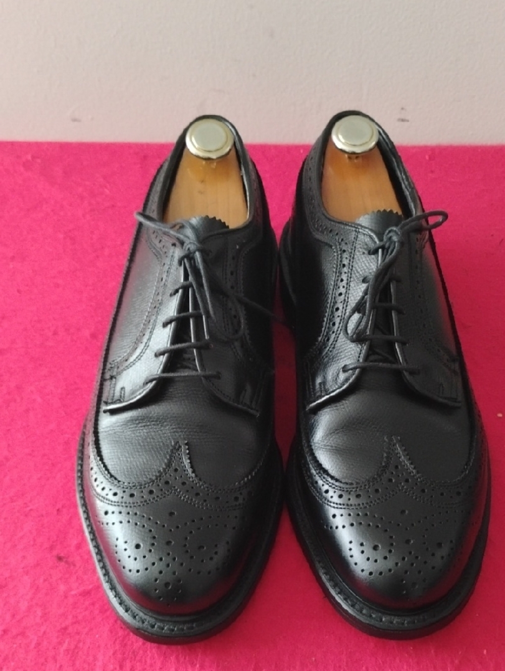 Men's Black Brogue Derby Shoes - Classic Lace-Up Oxford Style